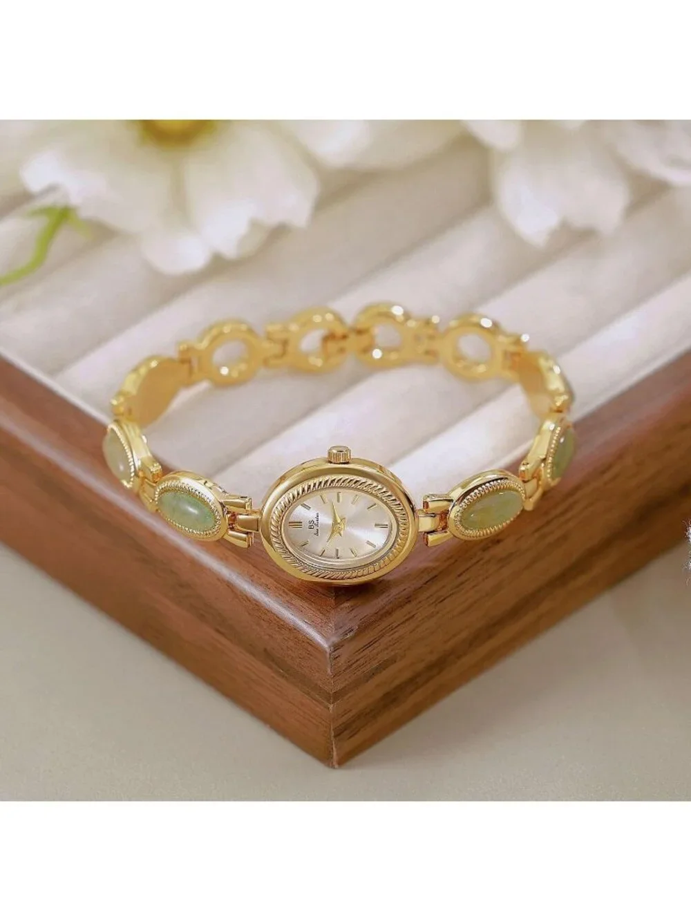 Women's Gold White Analog Quartz Waterproof Oval Dainty Vintage Bracelet Watch